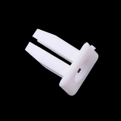 200 x Bumper Grill Grommet Clips for Ford (Fits Various Models)