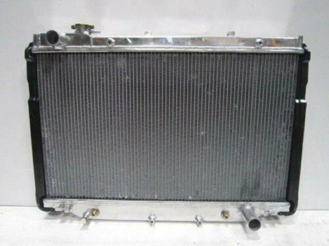 3 Row Radiator for Toyota Landcruiser HZJ80 (1990-1998)