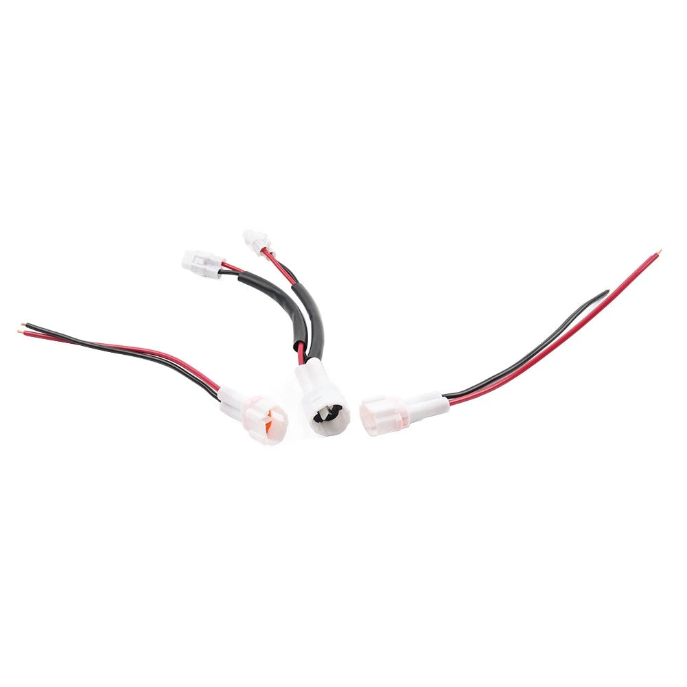 Power Outlet Splitter Plug for Yamaha XSR900 Tenere 700 MT07 MT09 (2016-2023)
