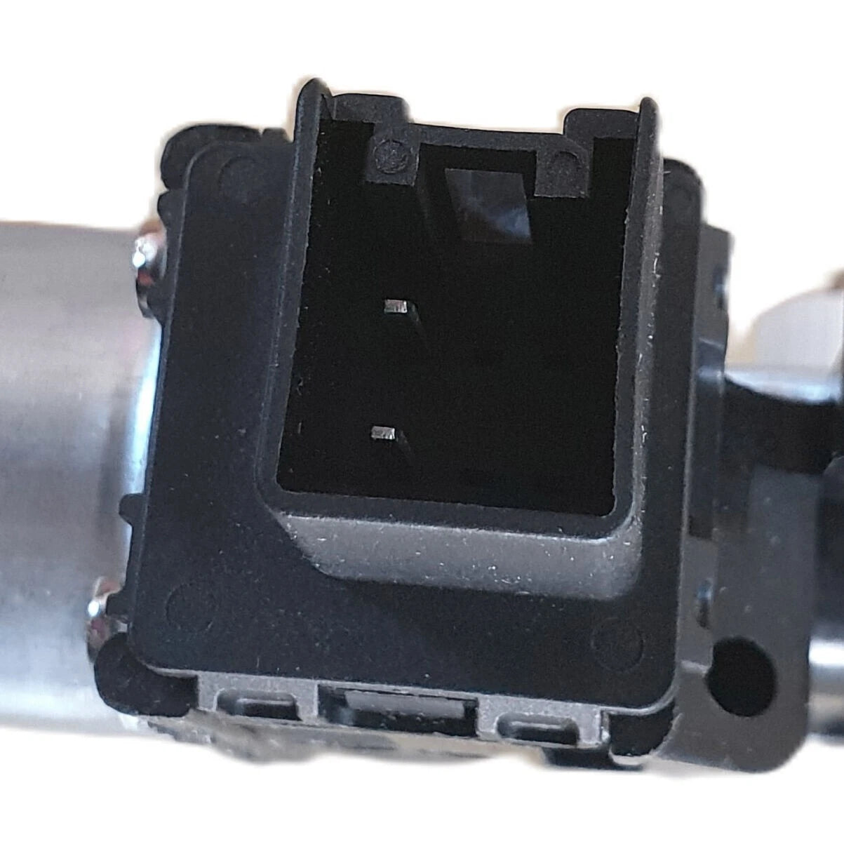 2 Pins Front Left Window Lift Motor for Mazda 2, Mazda 3, CX-3 (2013–2019)