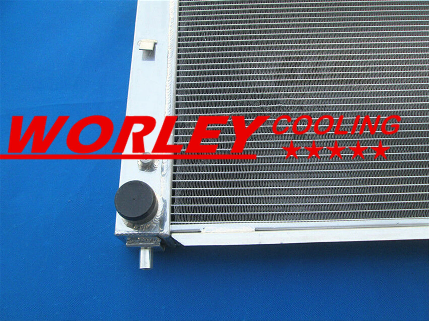 40mm Aluminum Radiator + Fans for Ford Mustang GT/SVT 1997-2004