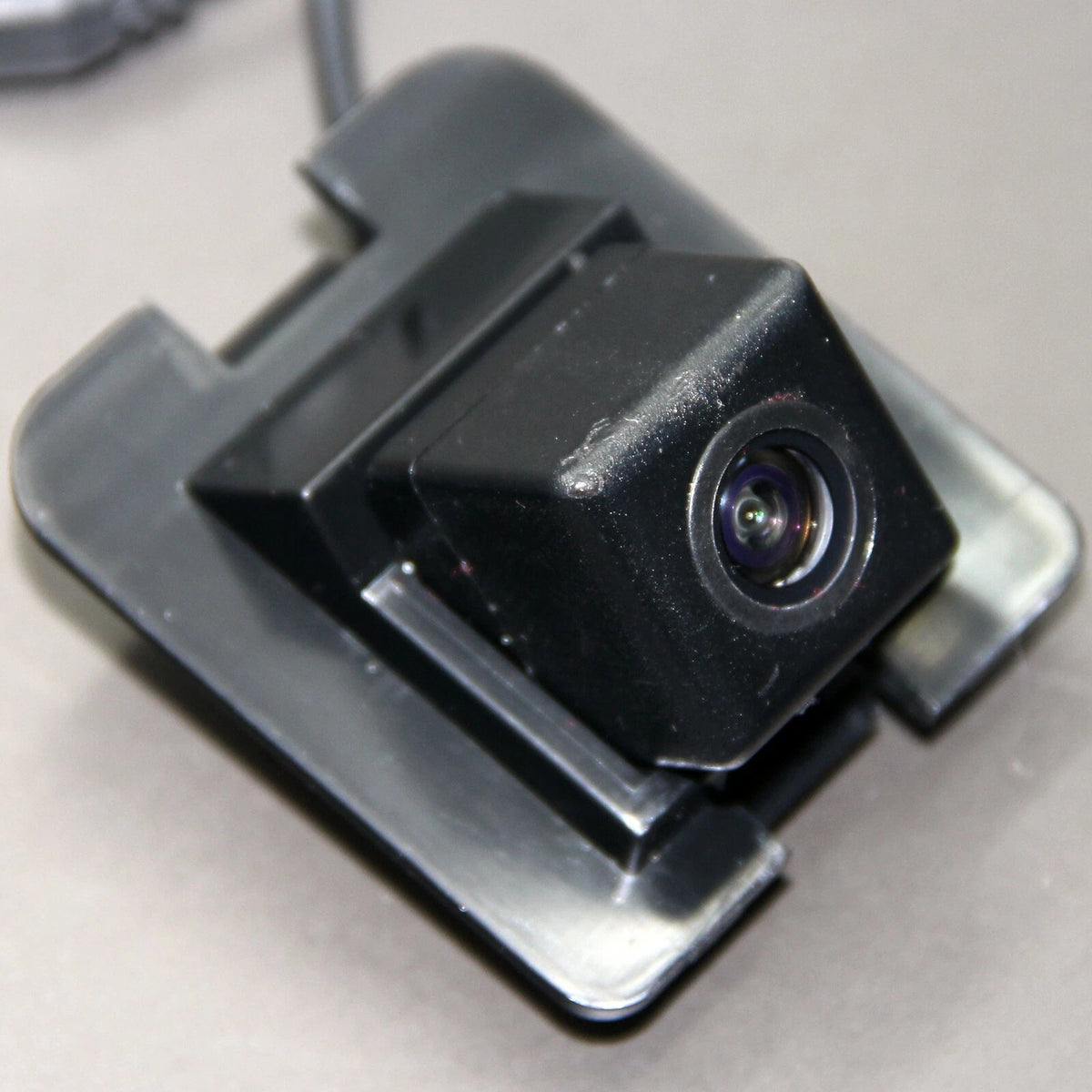 Car Rear View Camera for Mercedes Benz W204 S204 (2007–2012)