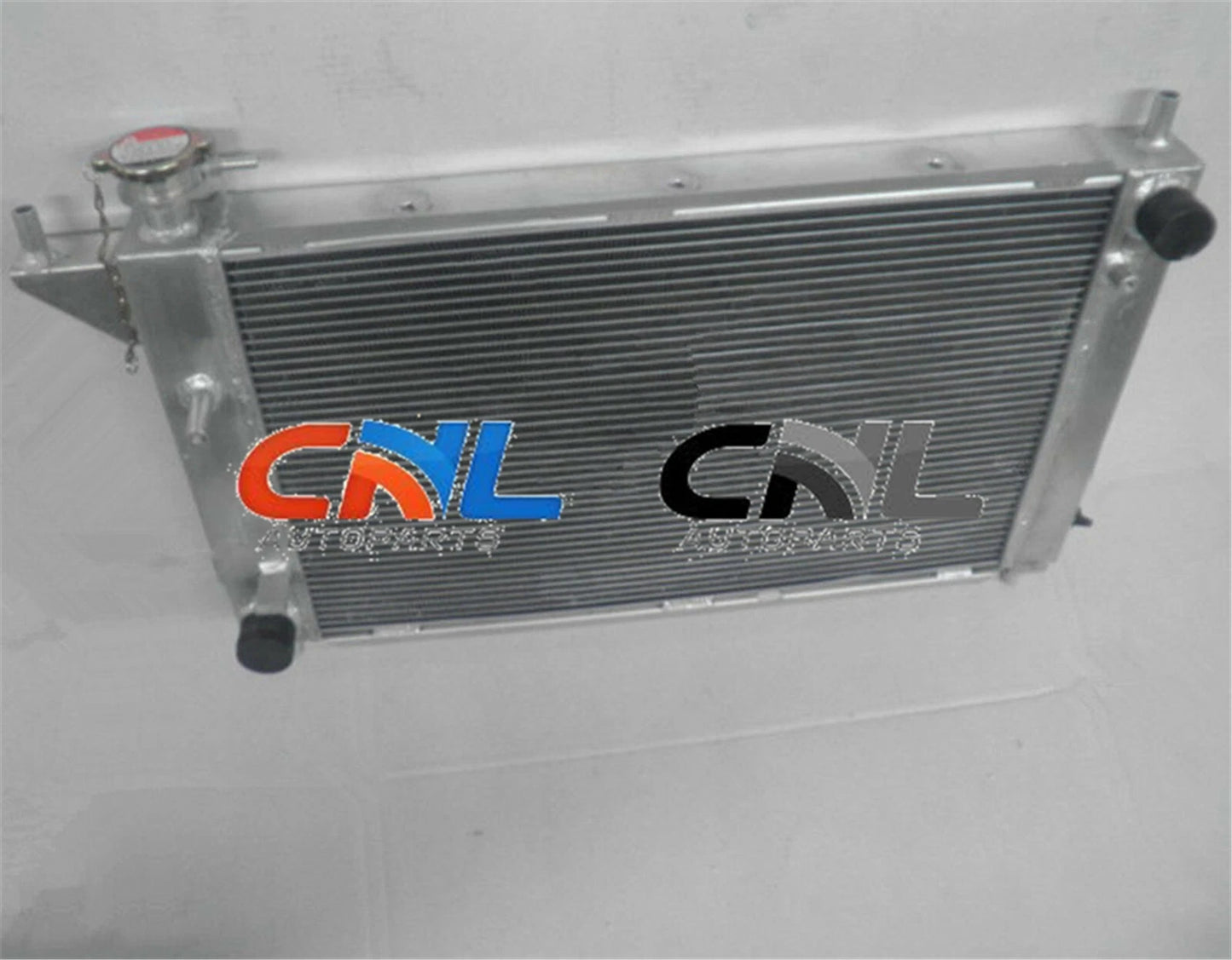 3 Row Aluminum Radiator for Ford Mustang GT/GTS/SVT 1994-1995 (1994-1995)