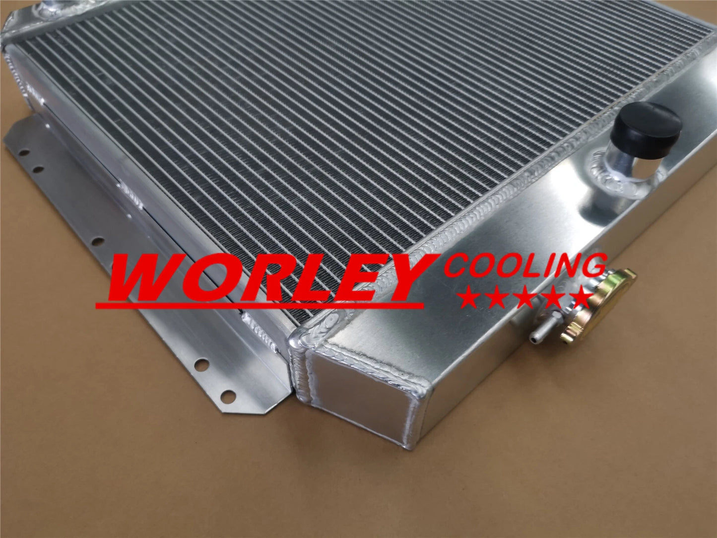 3 Row Aluminum Radiator + Fan for 1949-1954 Chevy Bel Air V8 (1949-1954)