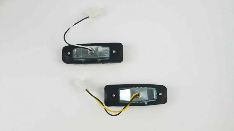 Side Marker Turn Signal Lamp for 1974-79 Toyota Corolla KE30 KE35 KE36