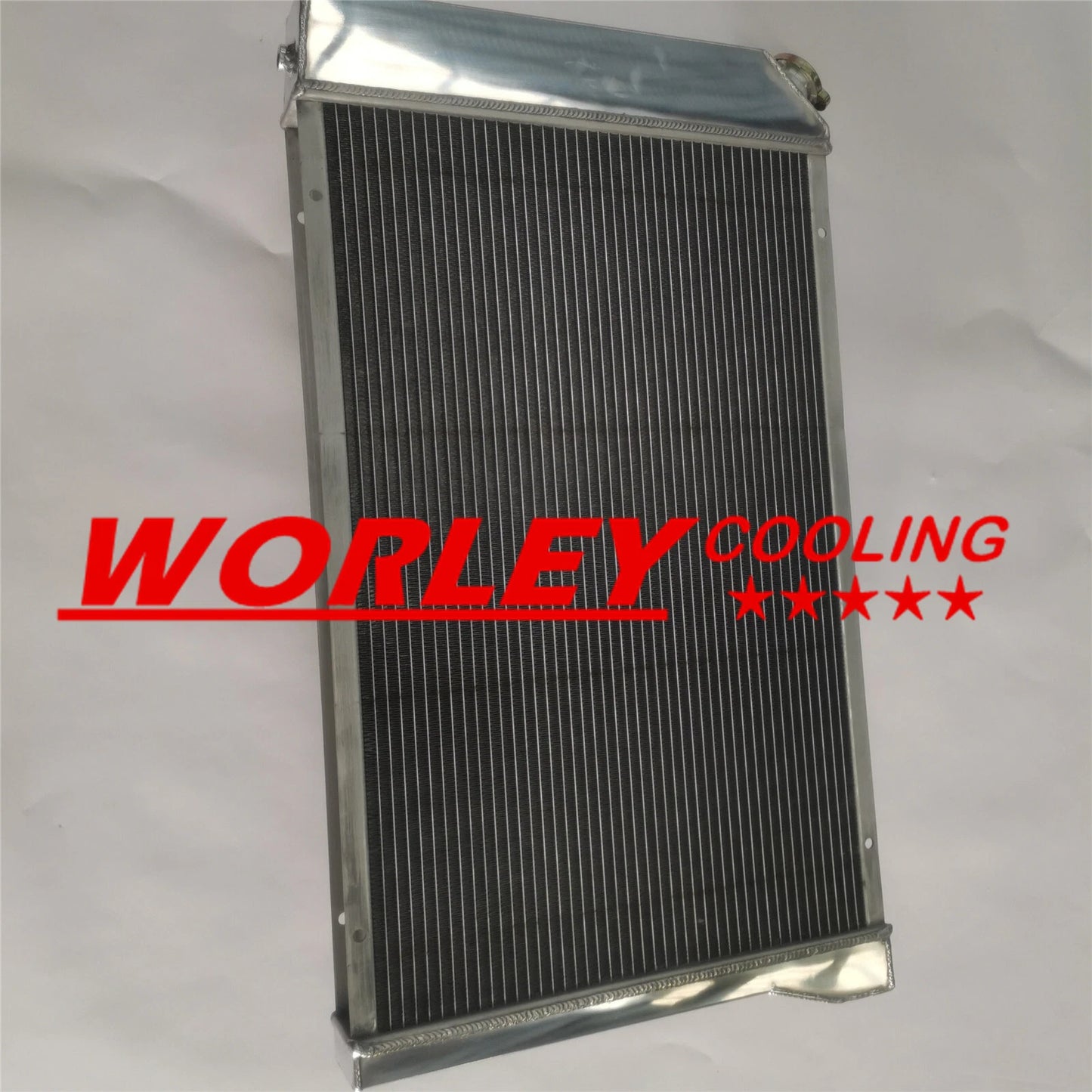 3 Row Radiator & Fan Shroud for 77-82 Chevy C3 Corvette 350 V8 (1977-1982)