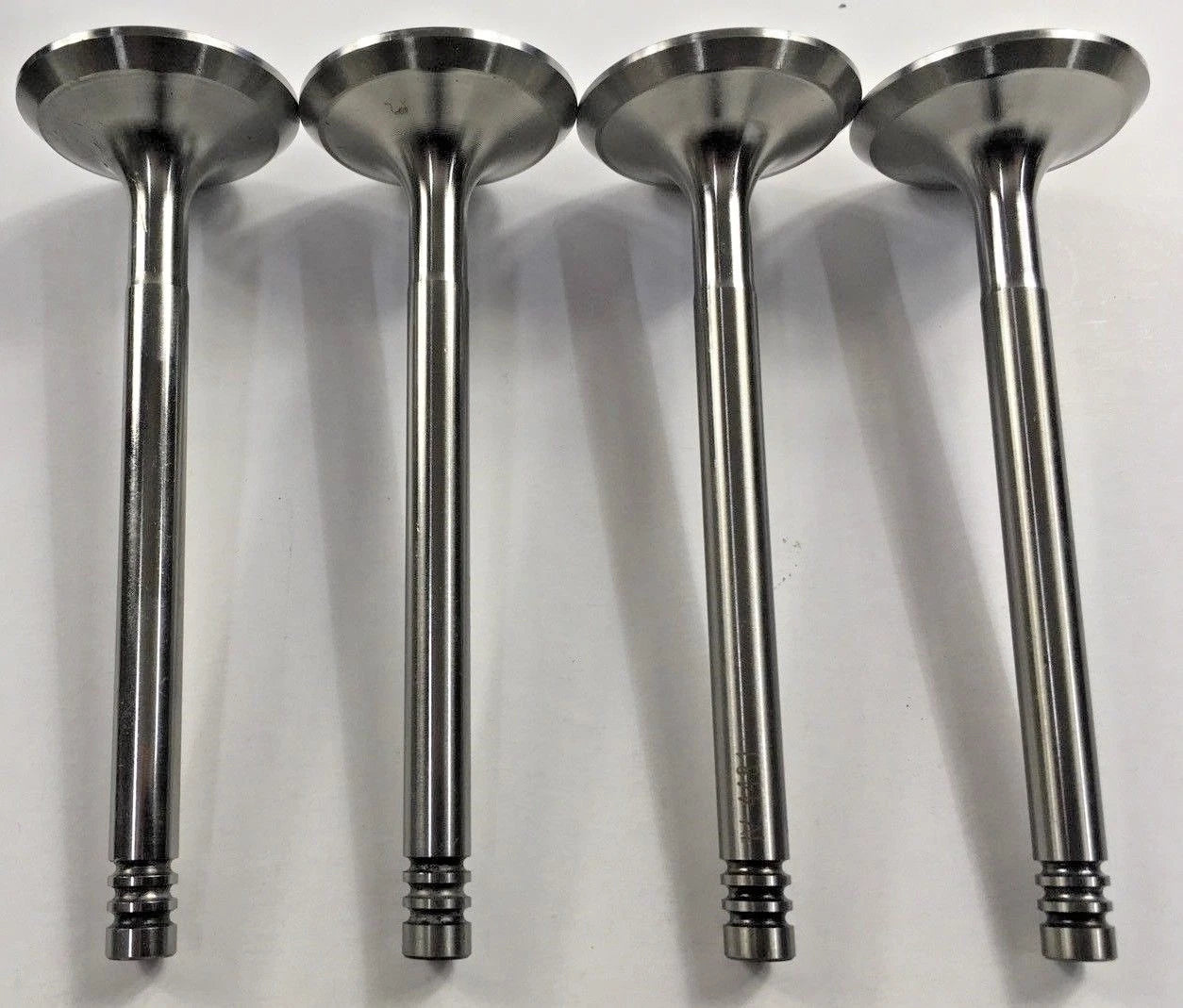 INLET EXHAUST VALVES for FOCUS GALAXY MONDEO S-MAX TRANSIT CONNECT