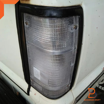 Clear Lens Corner Turn Signal Light Set for Mazda B-Series Ute (85-98)