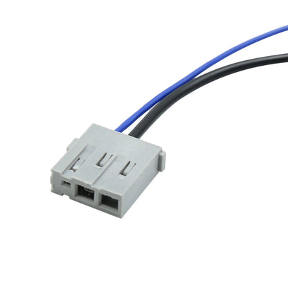DC 12V Car Wire Harness Male Socket w/ FM Antenna Adapter for Nissan