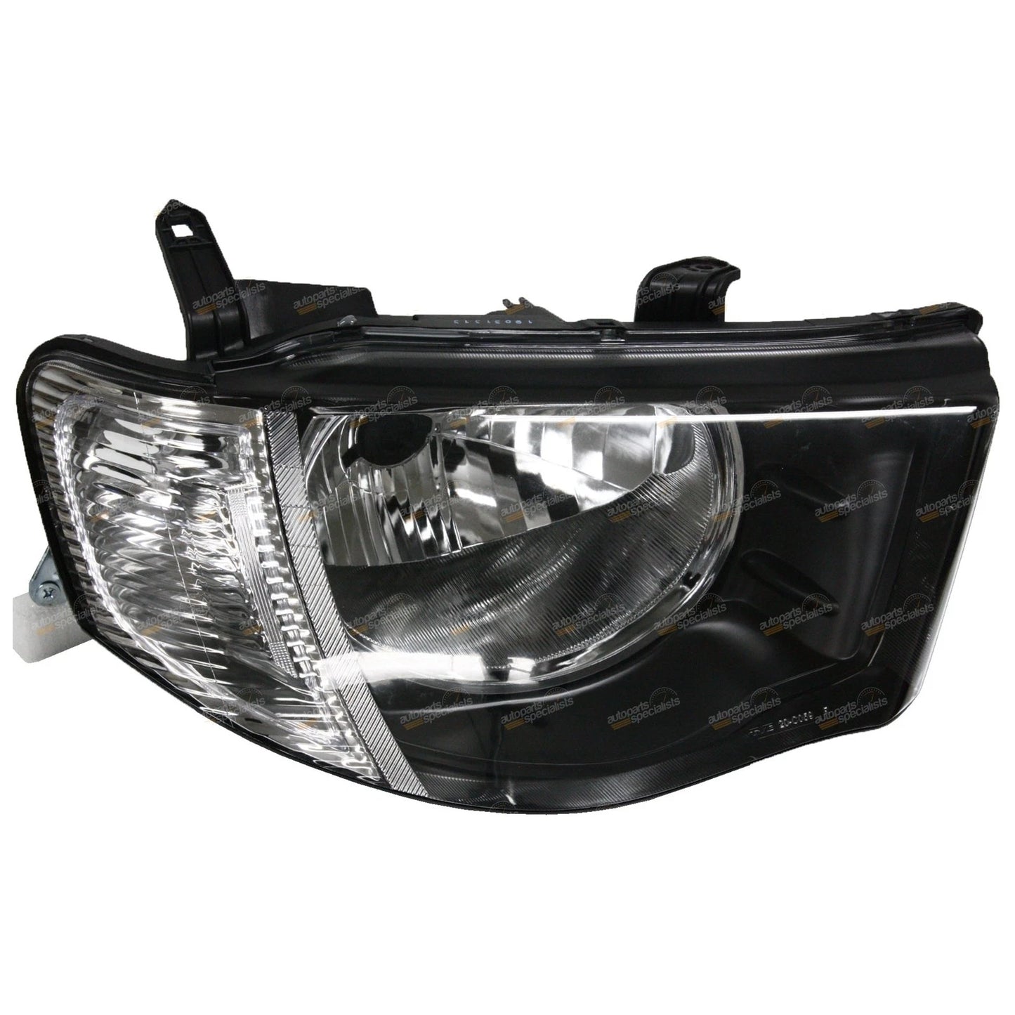 RH Headlight w/ Clear Blinker for Mitsubishi Triton ML GL GLX Ute (2006-2009)