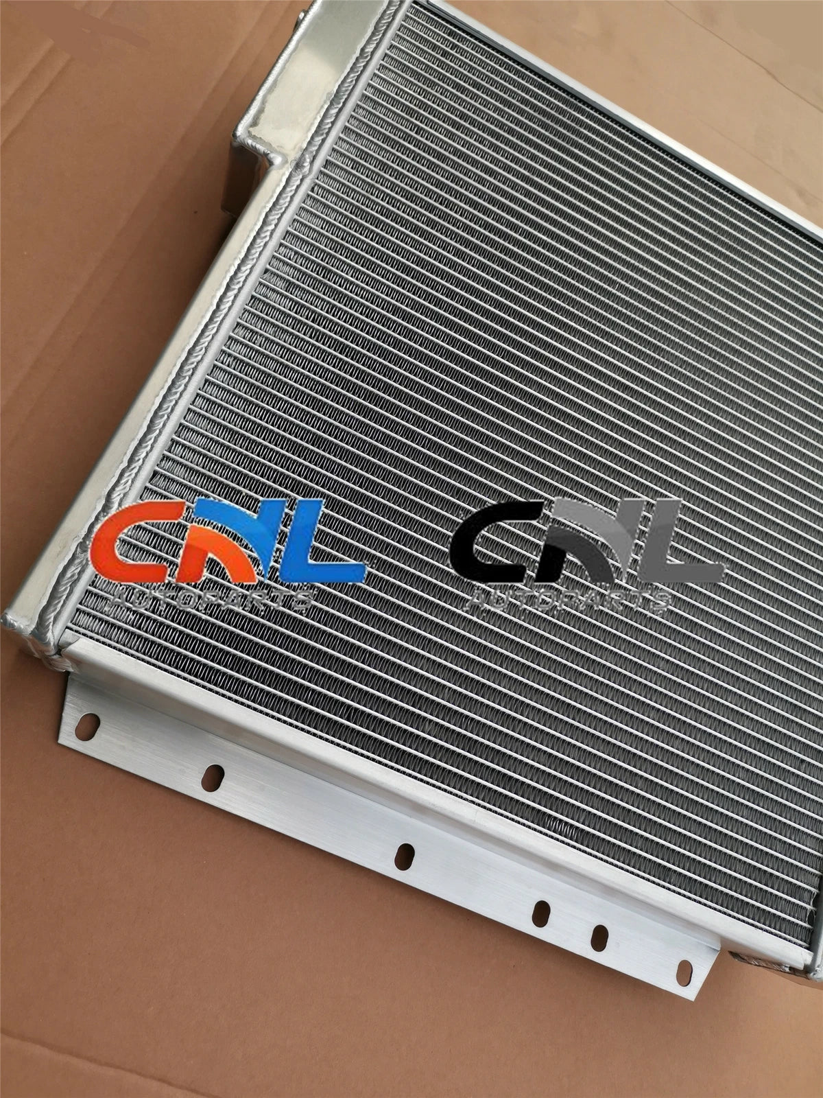 3 Row Aluminum Radiator for Toyota Land Cruiser FJ40 FJ45 (1970-1980)
