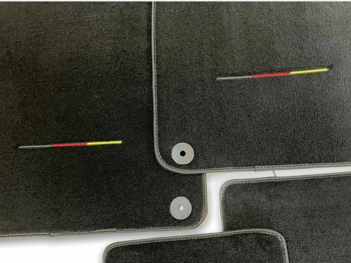 Luxury Carpet Floor Mats for Porsche 911 992 (2019-2022) - AutoWin