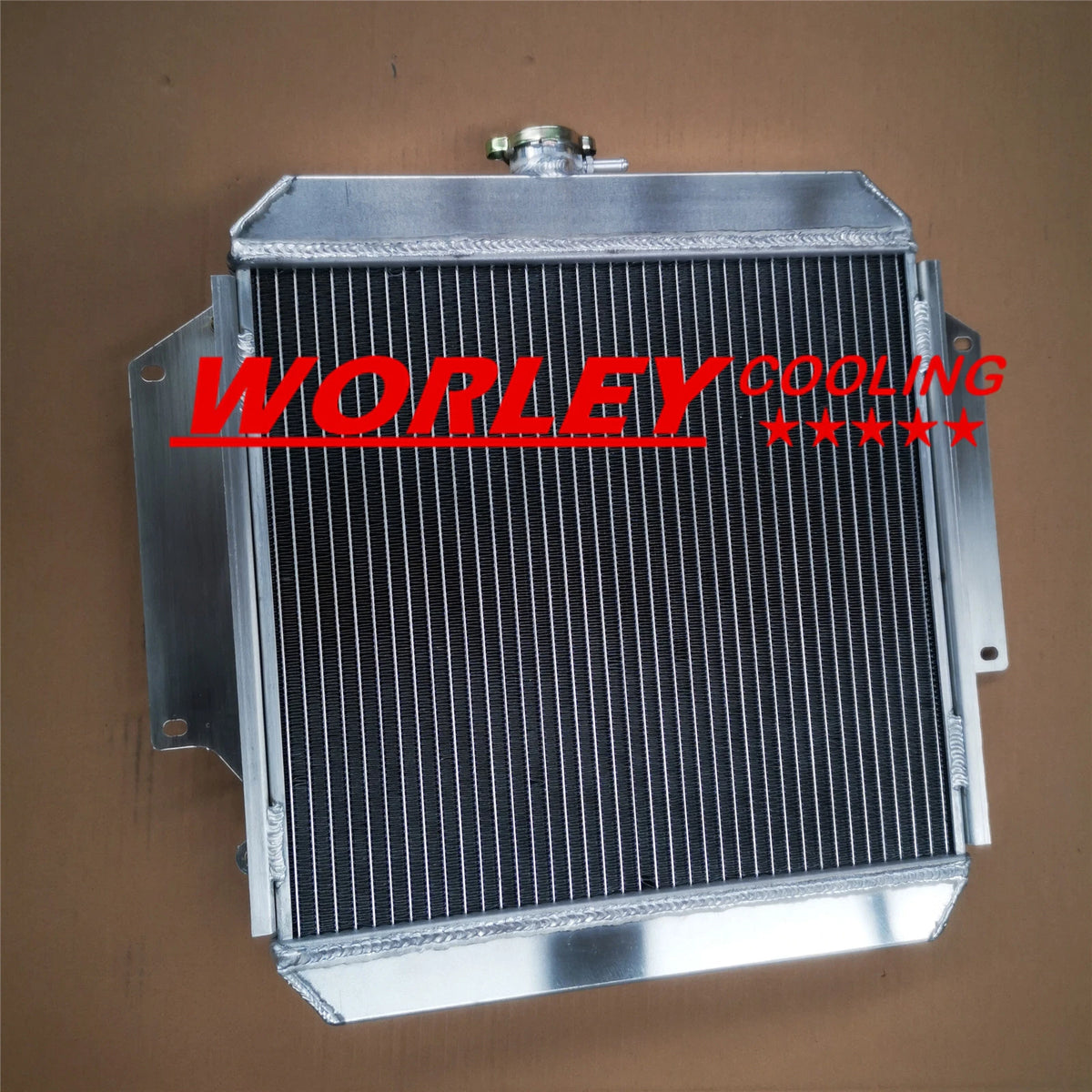 Alloy Radiator for Suzuki Sierra SJ50 SJ70 (1984-1996)