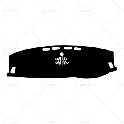 Non-Slip Dash Mat Cover for Land Rover Discovery Sport (2015-2021)
