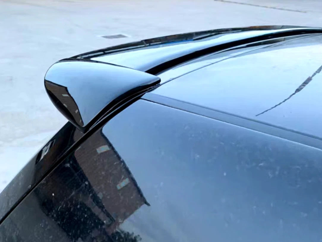 Rear Roof Spoiler Wing for VW Golf 4 MK4 R32 (1998-2004) - Glossy Black