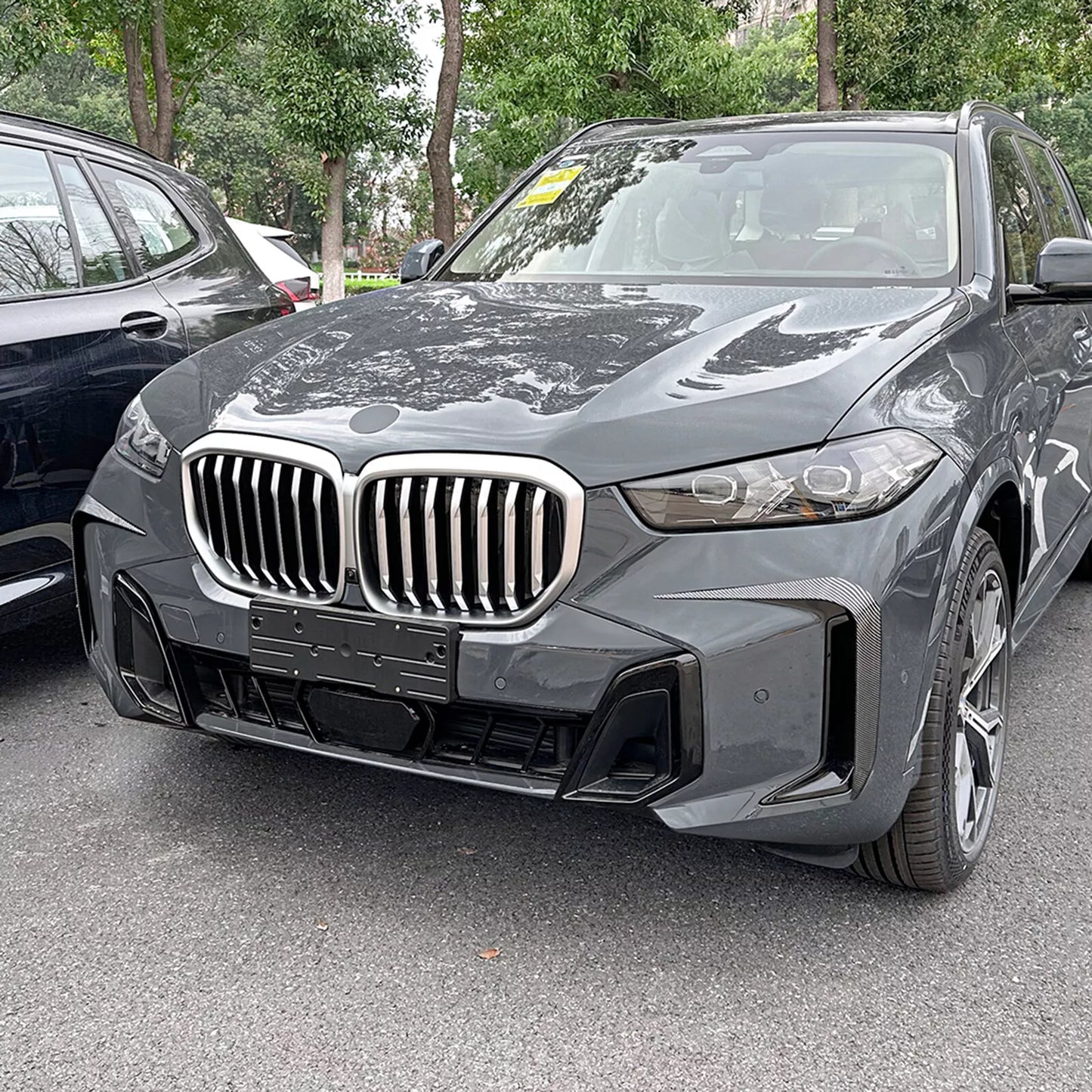 Front Bumper Side Air Vent Trim for BMW X5 G05 LCI M Sport (2023-2025)