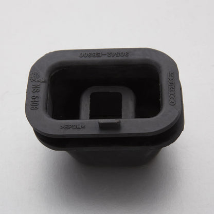 Nissan Navara D40 Clutch Fork Release Rubber Dust Boot for Truck (2005-2015)