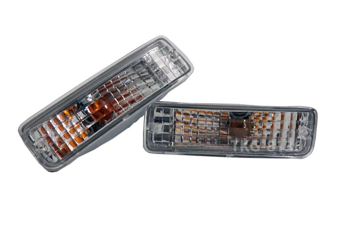 2 x Wires Front Bumper Light for Toyota Hilux MK3 LN85 LN105 YN106 (1988-1997)