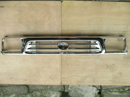 Grill for Toyota Hilux 1997-2001 4x2 2WD Workmate (1997-2001)