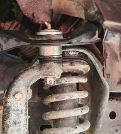 25mm Lift Extended Upper Ball Joints for Toyota Hilux Vigo 4x4 (2005-On)
