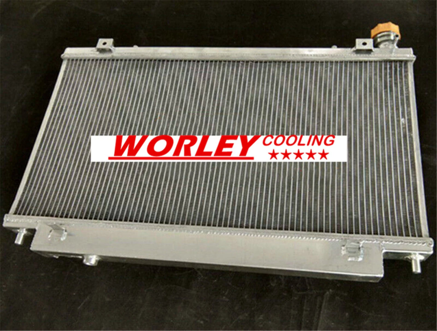 3-Row Radiator for Holden Commodore VE V8 6.0/6.2L HSV ClubSport SS (06-12)