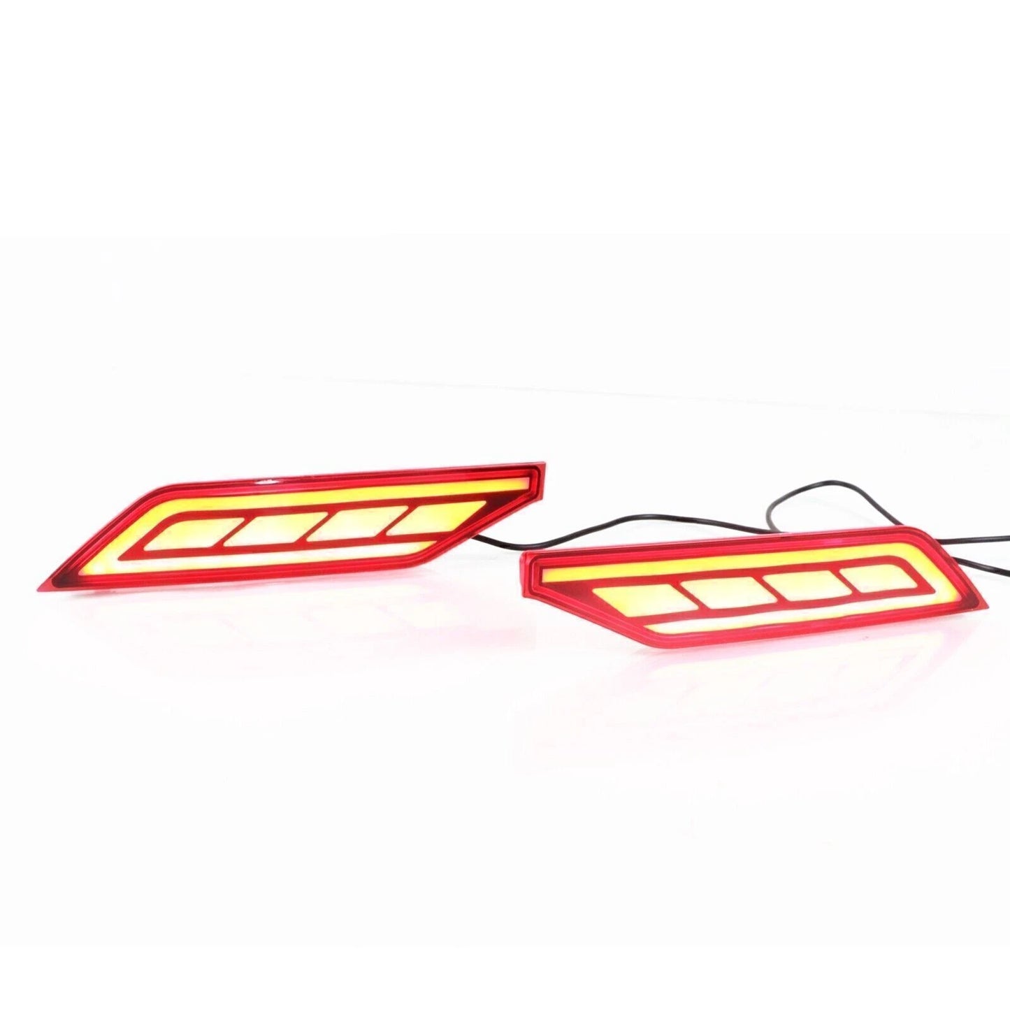 Rear Bumper Tail Light for Mitsubishi Pajero Shogun (2018-2020) Red/Amber