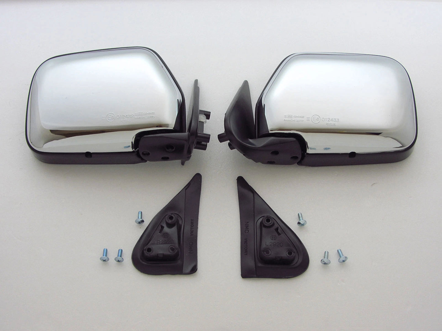 Chrome Door Mirrors for 88-97 Toyota Hilux Mighty-X 4Runner Surf (88-97)