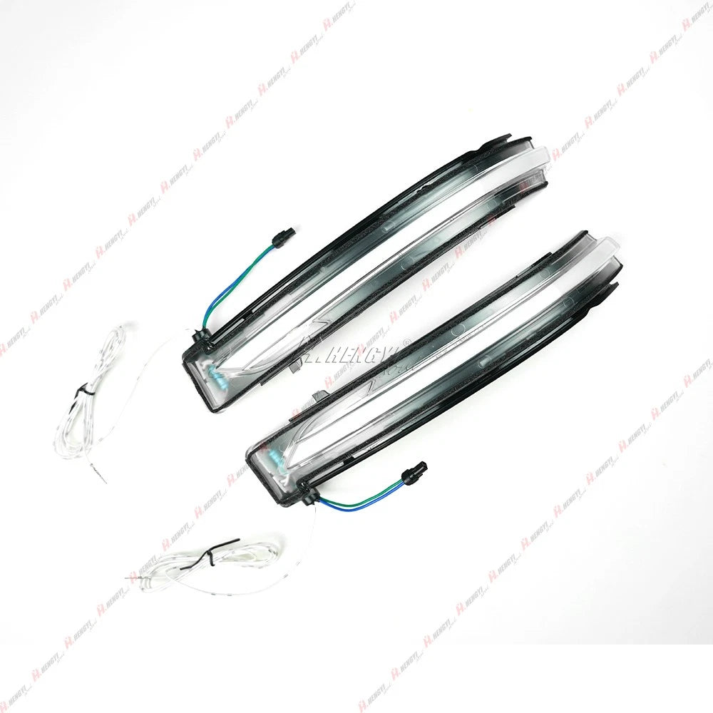 Clear Dynamic Mirror Turn Signal Light for Nissan Pathfinder (2017–2020)
