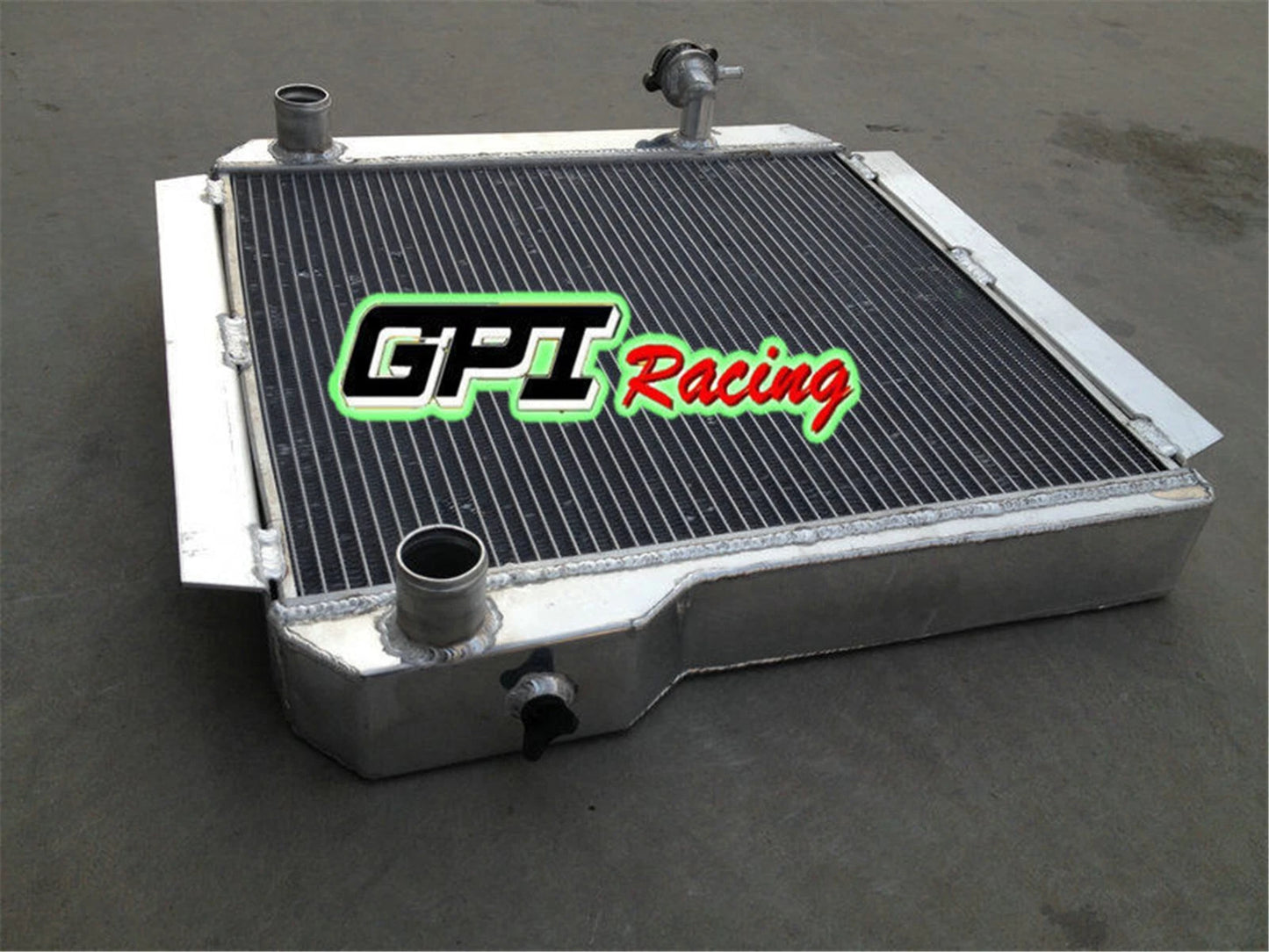 Radiator for Land Cruiser BJ40/BJ42/BJ43/BJ44/BJ45/BJ46 (1980-1989)