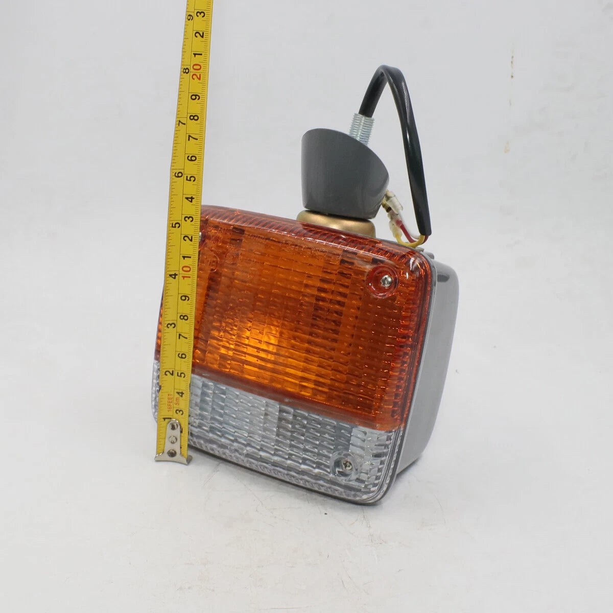 Fender Light  Turn Signal for Toyota Land Cruiser FJ45 FJ50 BJ40 BJ45 1960-1987