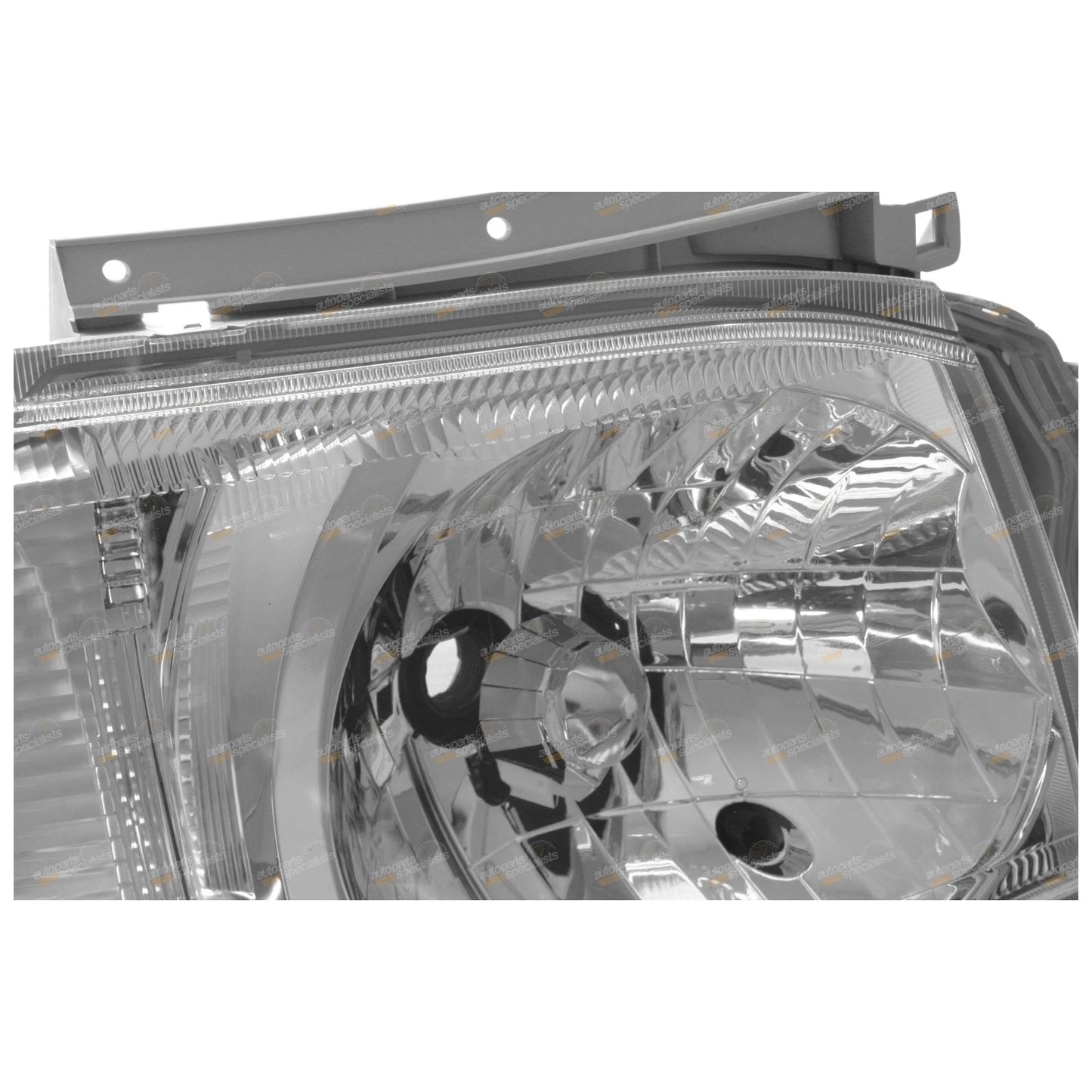 RH HeadLight Right Head Light for Toyota Hiace (2005–2010)