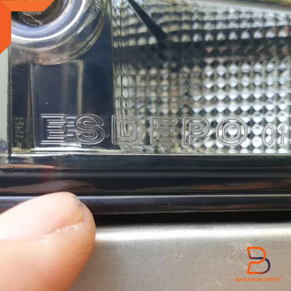 LED Smoke Tail Light for Toyota Hilux Ute LN147 LN167 LN174 (1998-2004)