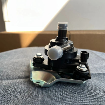 Hybrid Electric Inverter Water Pump for Toyota Prius (2004–2009)
