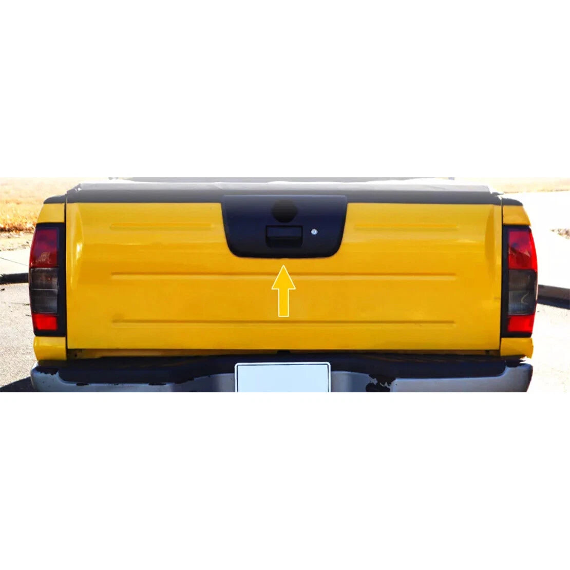 Black Tailgate Handle for Nissan Frontier (2001-2004)