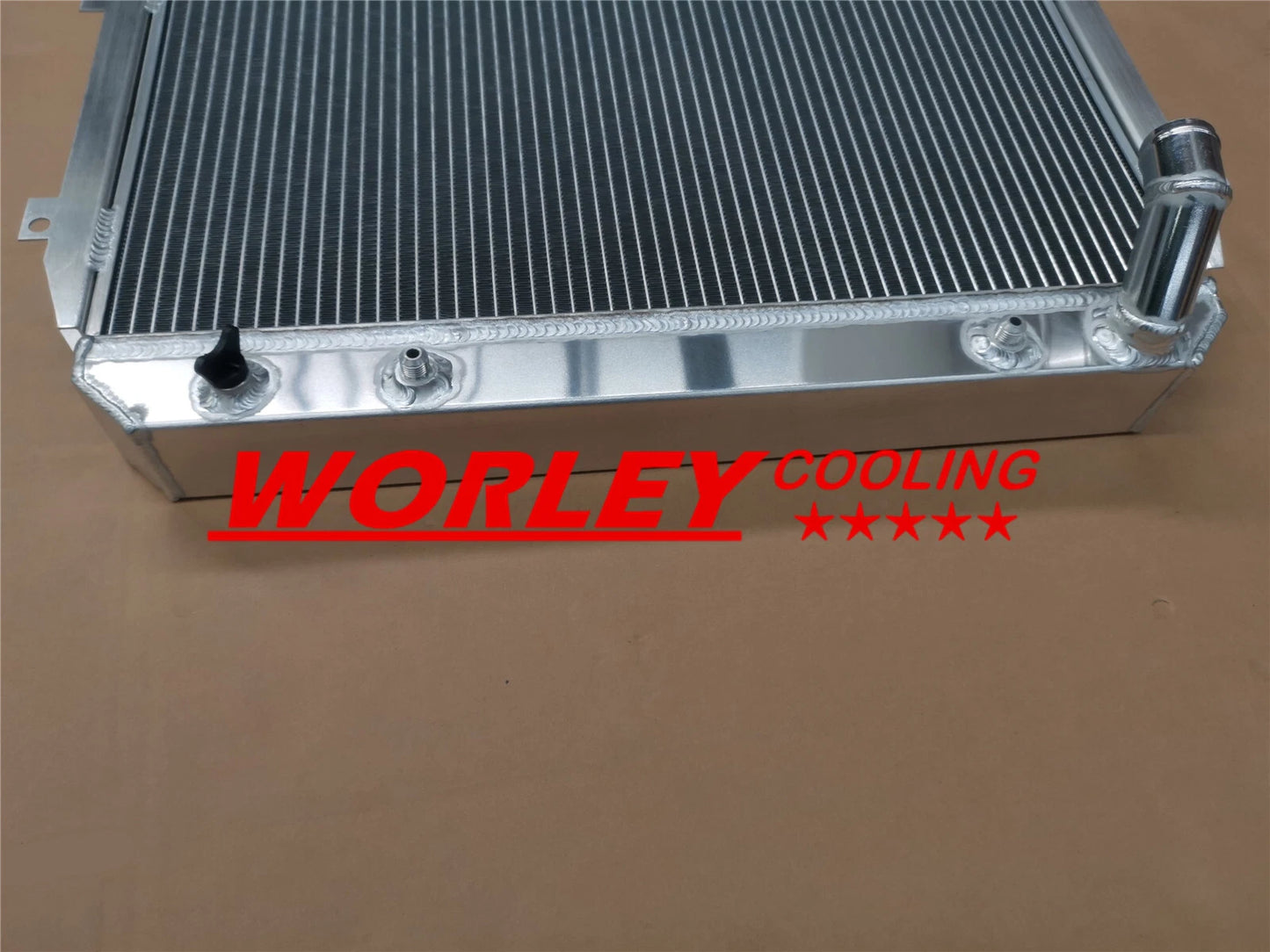 3 Row Radiator & Fans for Datsun 240Z/260Z Fairlady Z (1970-1975)