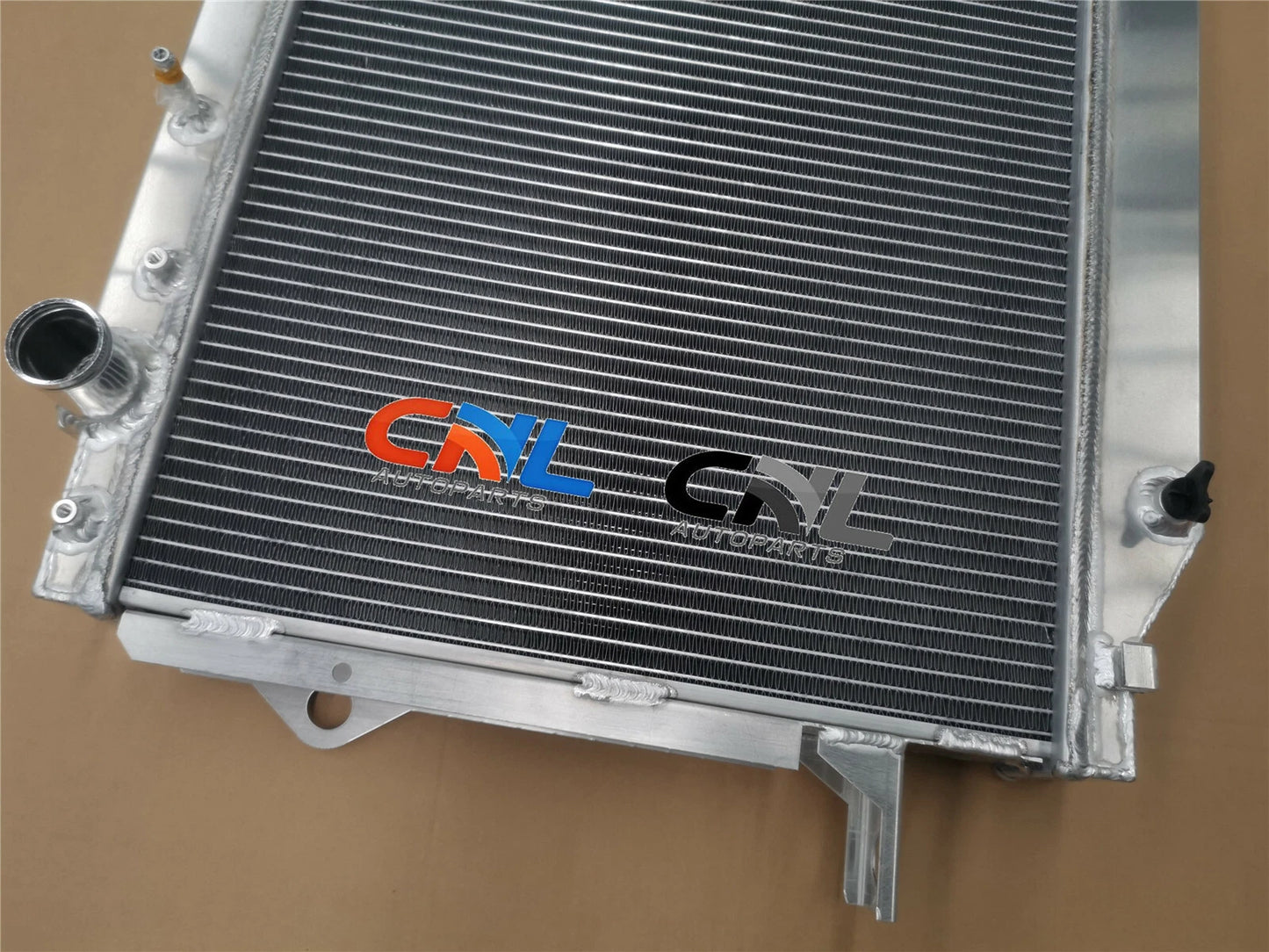 4.5L Aluminum Radiator for Toyota Landcruiser FZJ80 (1990-1997)