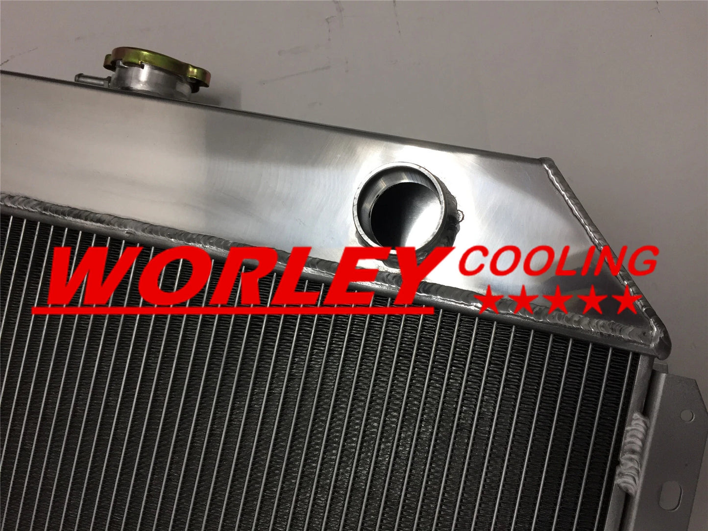62MM 3 Row Aluminum Radiator for Ford F-350 Pickup (1972-1979)