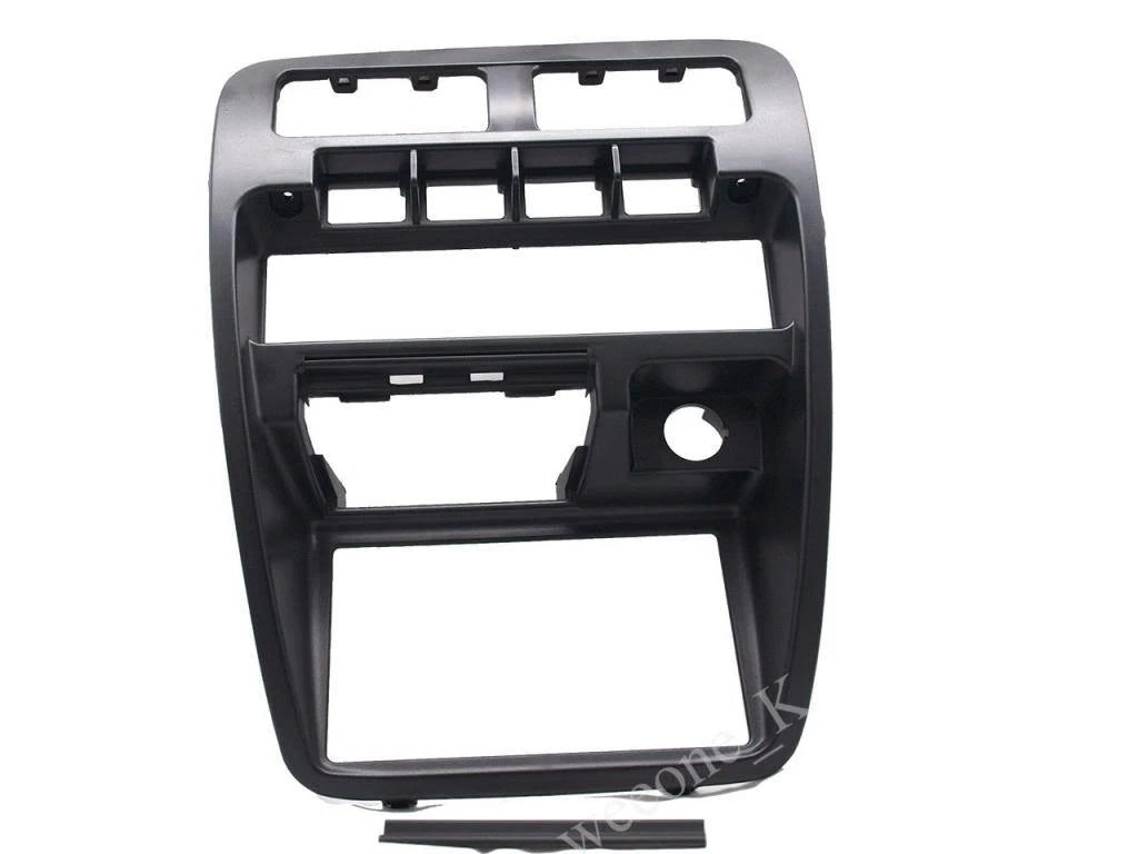 Radio Vent Surround Black for Nissan UteD22 Frontier (1997-2004)