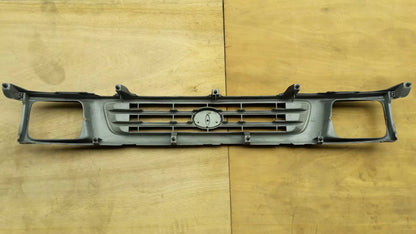 Grill for Toyota Hilux 2WD Workmate (1997-2001) - Matt Black, with Clip