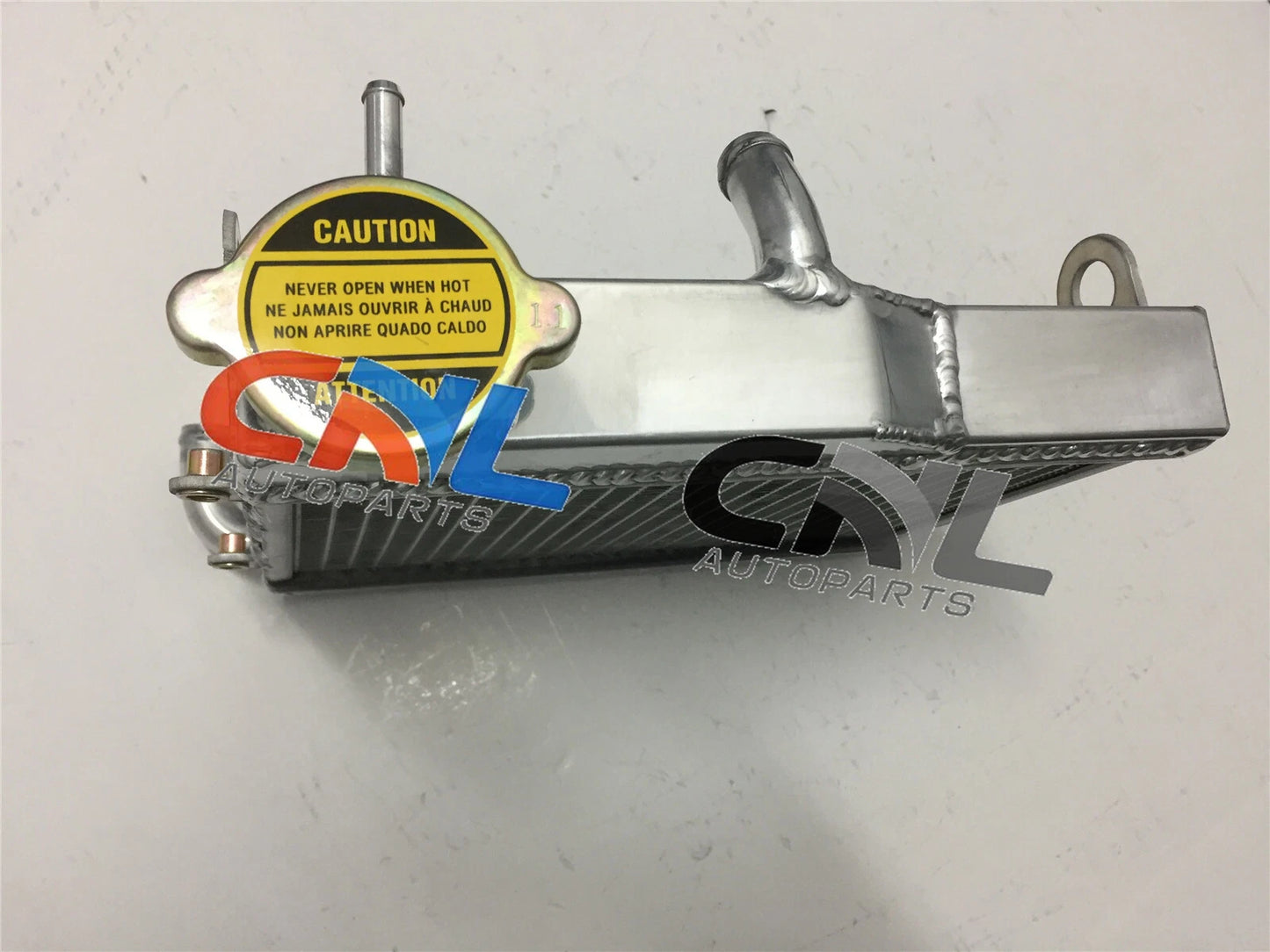Radiator & BLUE Silicone Hose for YAMAHA RD250 RD350 (1981)