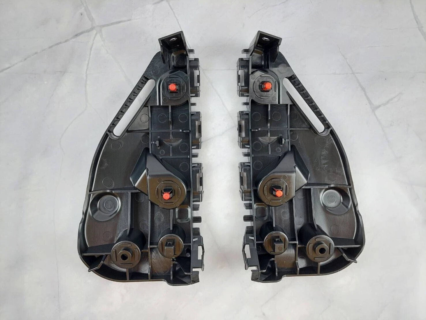 Bumper Bracket RH for 2015-2020 Toyota Hilux Revo UTE GUN125 4WD (2015-2020)