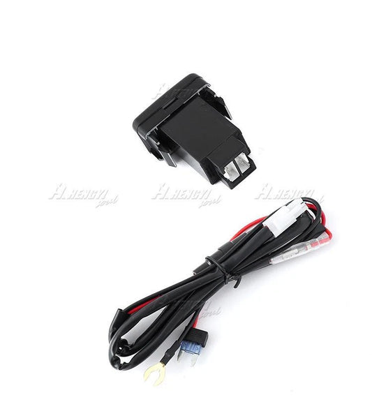 1x Switch Button USB-C PD/USB-A QC3.0 Socket for Toyota Tundra (2005–2007)