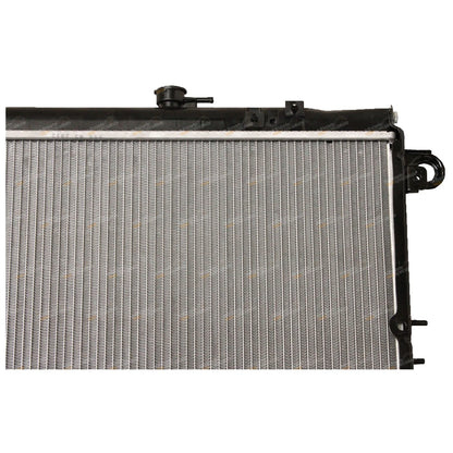 Aluminium Alloy Core Radiator for Toyota Landcruiser UZJ100 V8 (1998–2007)