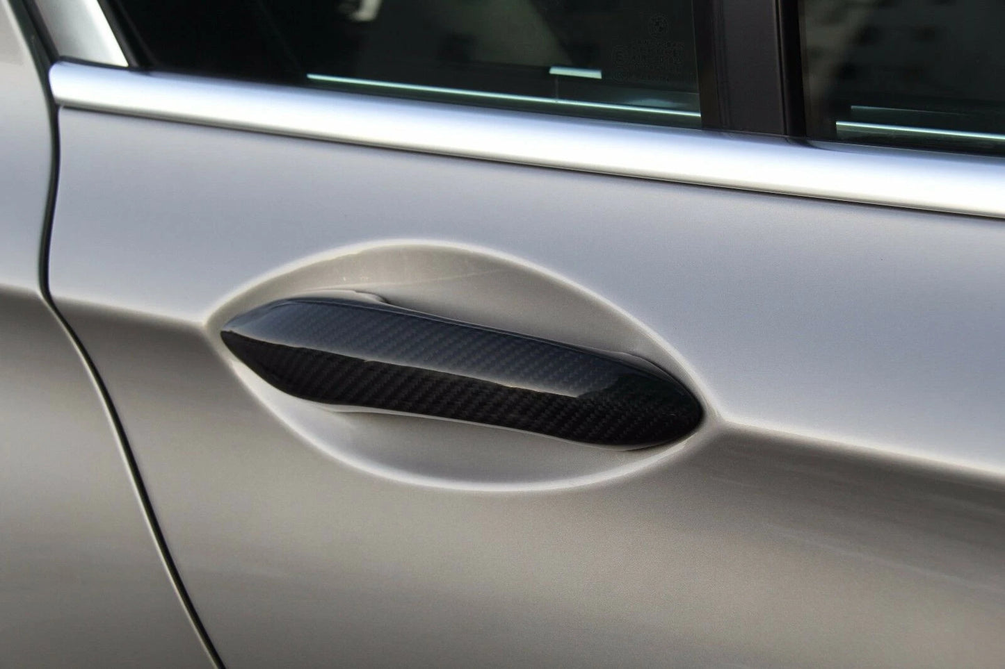 4 x Carbon Fiber Door Handle Covers with LED Sensor for BMW F01 F02 F06 F07 (2011-2017)