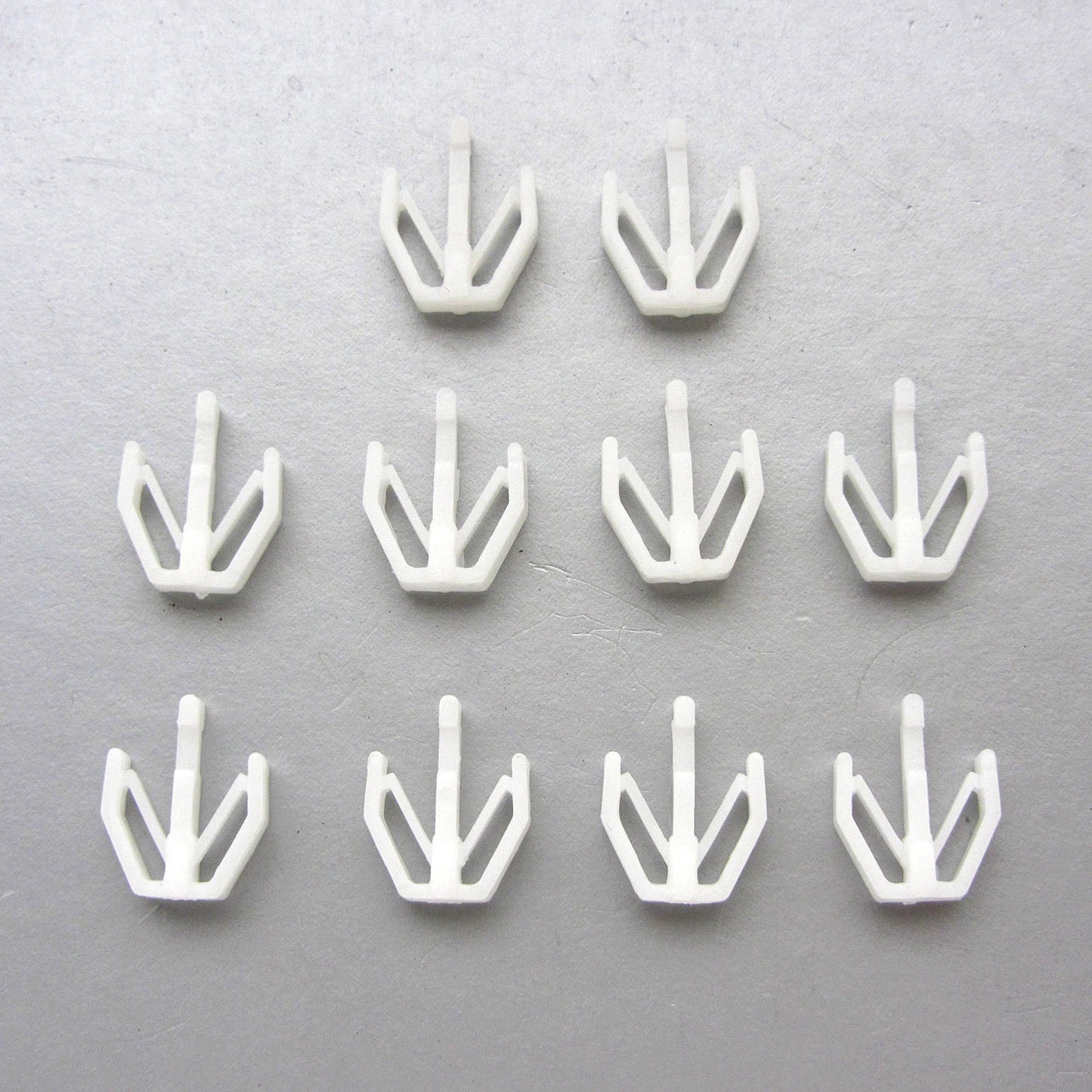 Grill Lock Clip 10 x for 89-04 Toyota Hiace H100 LH112 Commuter