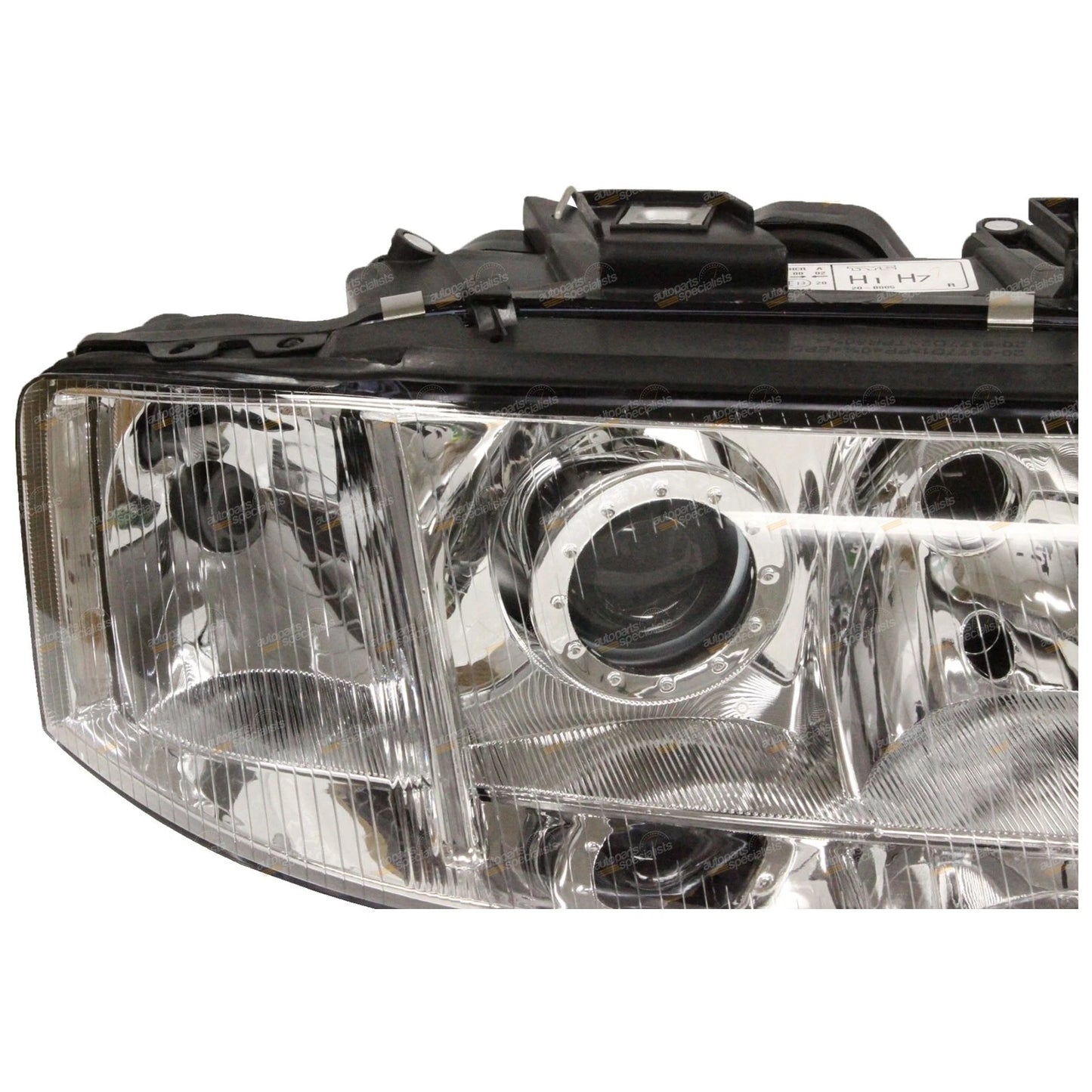 Right Halogen Headlight for Audi A6 C5 (1997 - 2001)