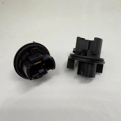 Bulb Socket for Nissan Frontier, Maxima, Quest (2002-2009)