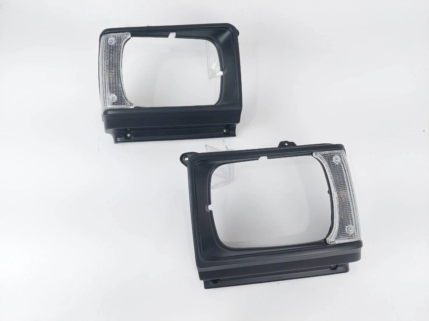 Head Light Door Bezel for Toyota Hilux (1982-1983)