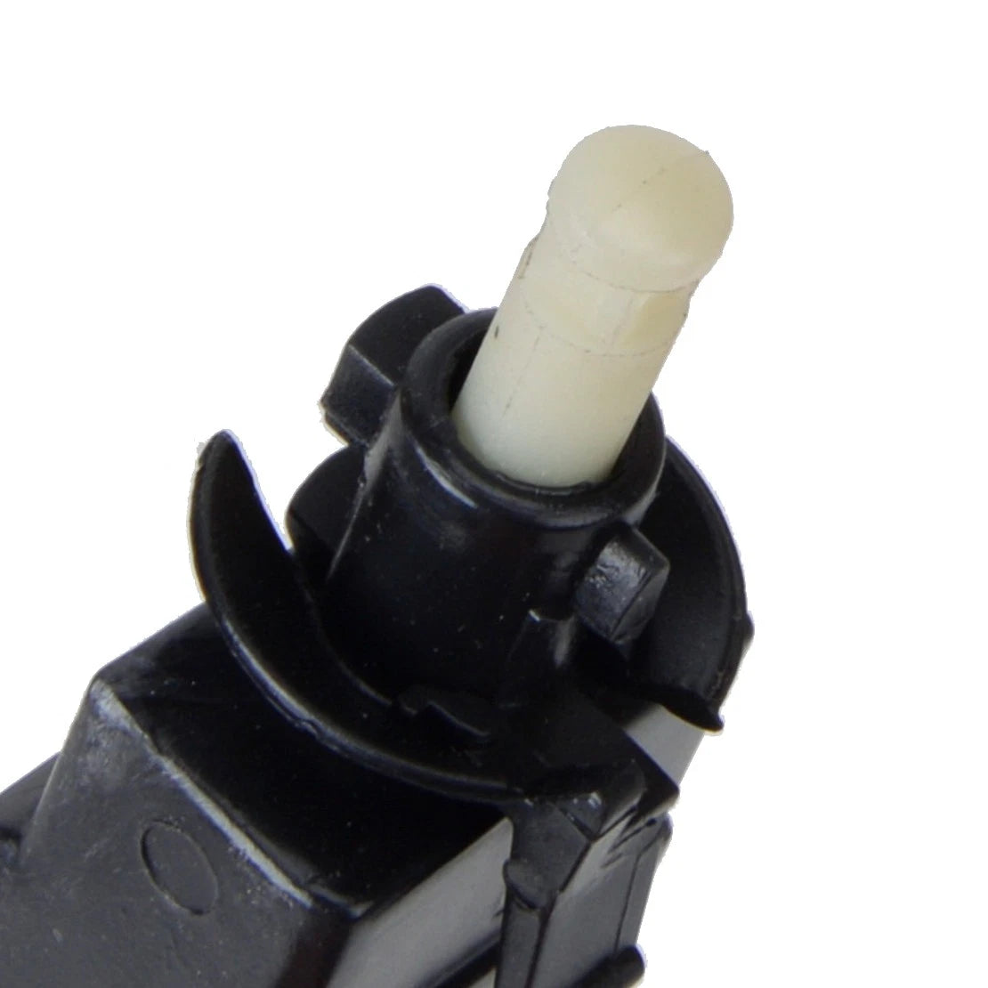 Brake Light Switch for Mercedes Benz A B CLS E Class W245 W211 W639