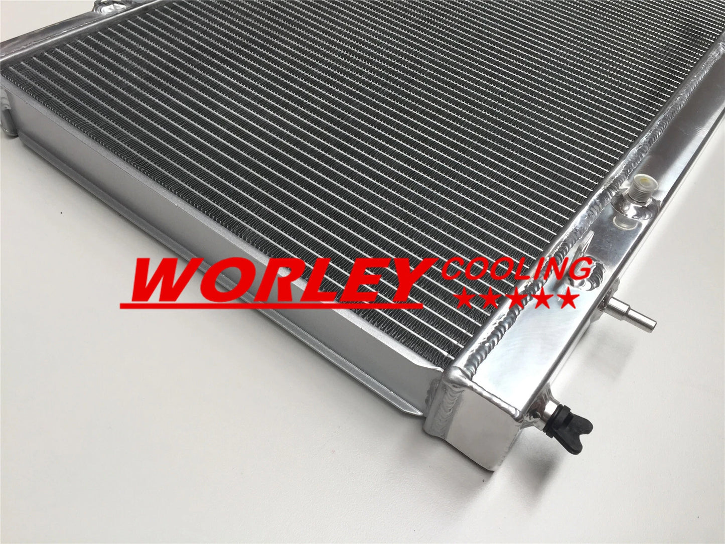 44mm Radiator for Nissan Pintara/Skyline R33/R34 (1993-2002)